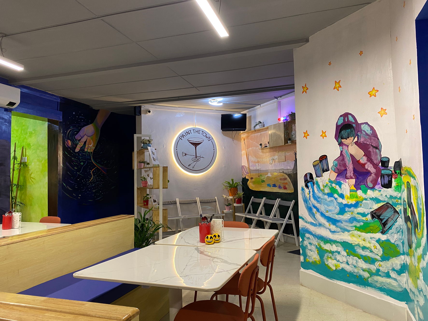 Paint The Town Restaurant